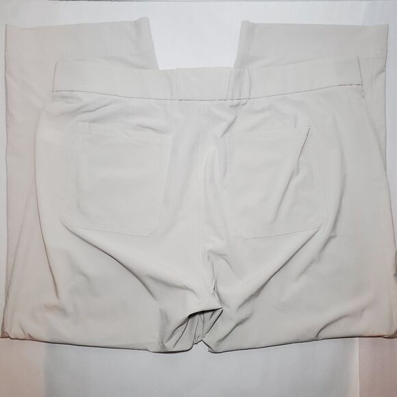 Athleta Tribeca Utility Crop Pants in Birch Grey Size 14P - Picture 4 of 12